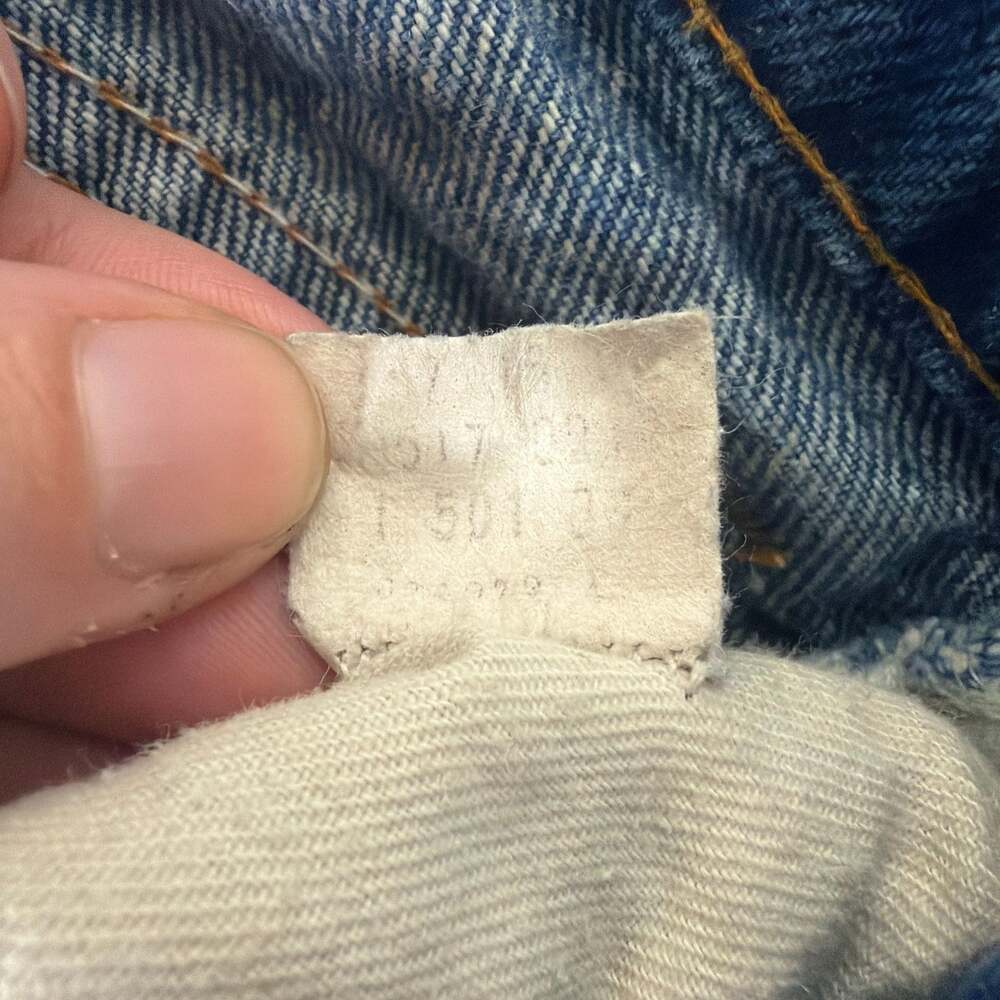 Vintage 80s Levi's 501-0117 Single Stitch Denim Jeans Made in USA